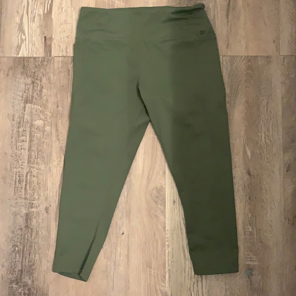 Senita 7/8 Capri leggings squat proof